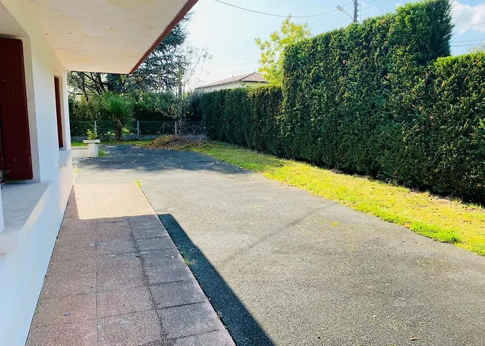 Appartement T3 Independant, Calme A Ustaritz